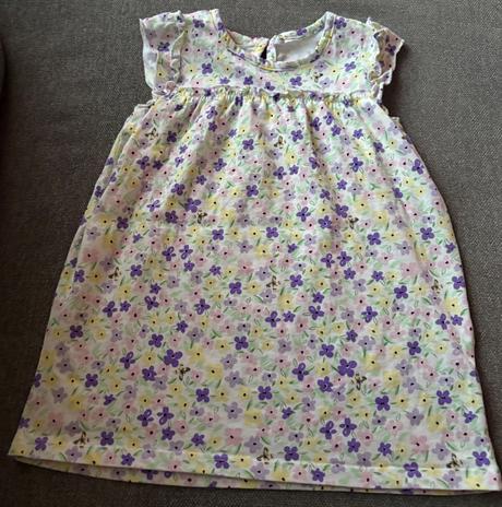 Krasne volanikove satocky top stav, h&m,92