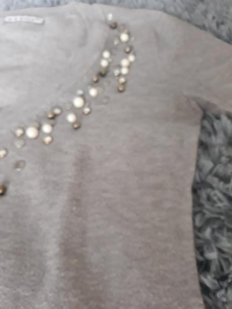 Predlzeny svetrik, s