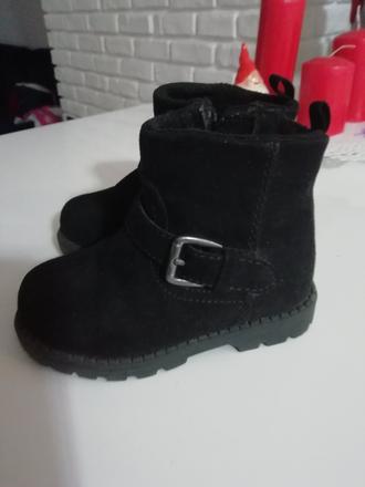 Nadherne dievcenske topanky, 21