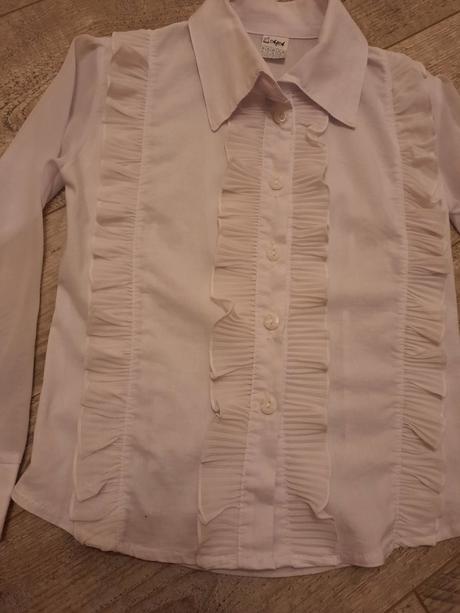 Krásna blúzka, 128