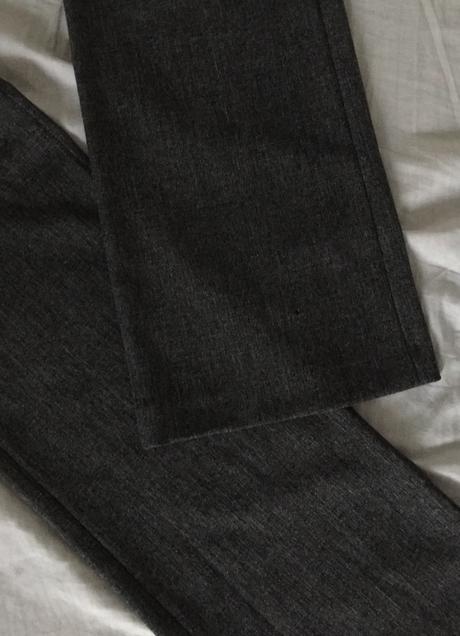 Novy nohavicovy kostym v.38, 36