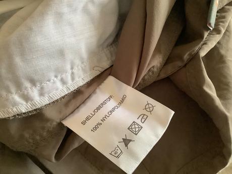 Turisticke nohavice, 40