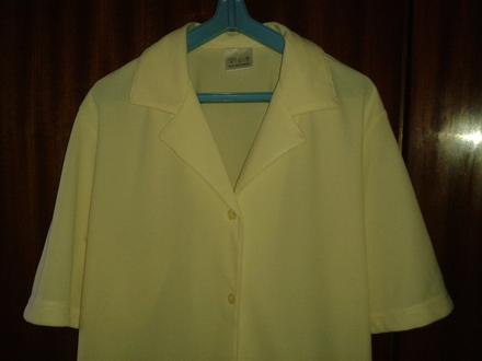 Kostým, 3 dielny s poštou, 38