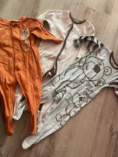 Pyžamká vel.6-9 mes., cherokee,74