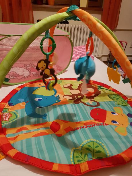 Hracia podložka s hradzičkou pre bábo,