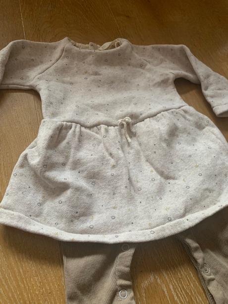 Krasne satky spojene s leginami na prechod, zara,80