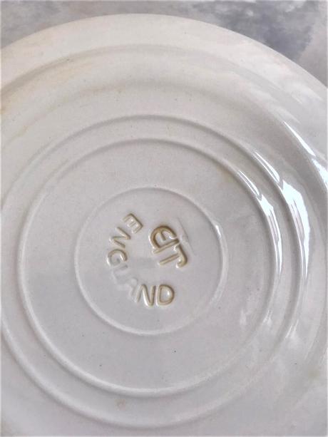 Keramický tanierik,