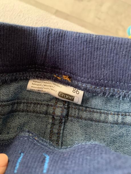 Nové tepláky 86 a rifle, ergee,86