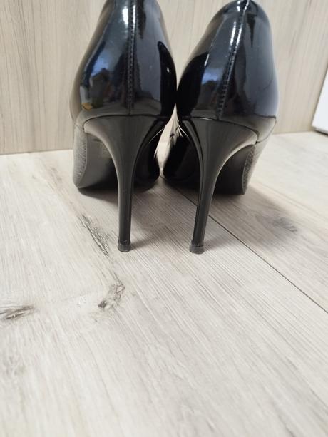 Kožené lodičky, 39