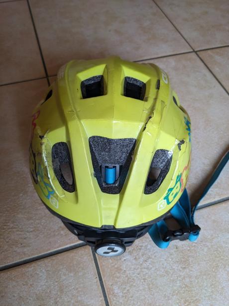 Detská prilba na bicykel, s