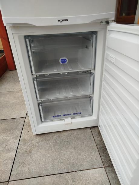 Chladnička s mrazničkou, whirlpool