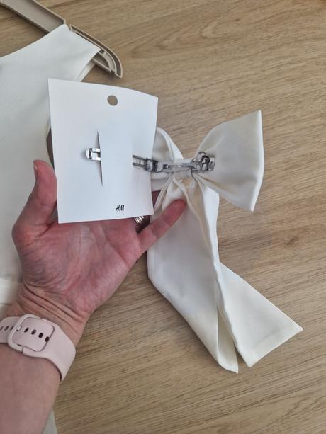 Šaty na prvé sväté prijímanie, 140