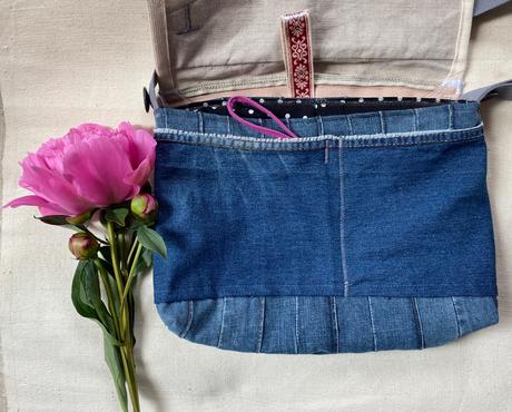 Džínsová recyklokráska, 