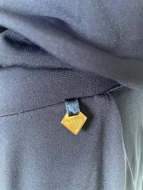 Overal amnesia by eva prokai, l