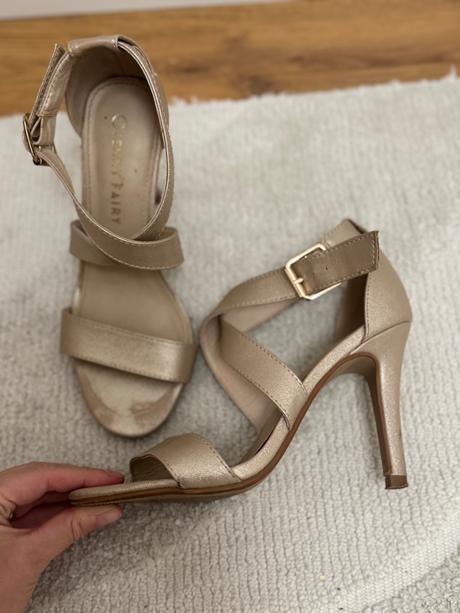 Sandale na opatku, 35