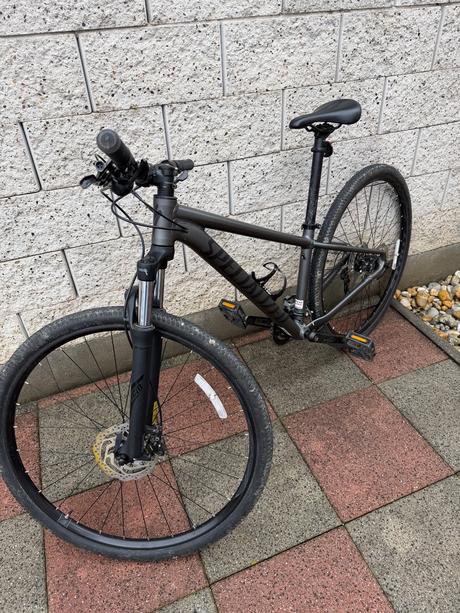 Bicykel, specialized,28