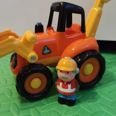 Elc bager 32x17x16cm zo zvukmi a svetlami top stav,