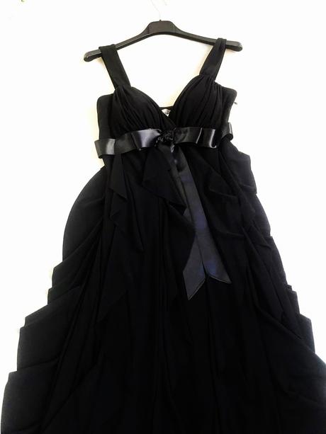 Spoločenské šaty na ramienka, s