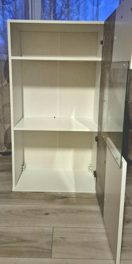 Políčková skrinka, 