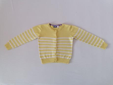 Svetrik 98/104 s gombikmi, lupilu,98