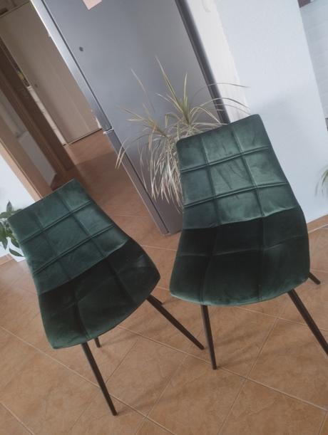 Jedálenské stoličky, 