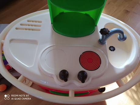 Detská kuchynka pre dievcatko,