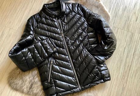 Znackova guess bunda, guess,s