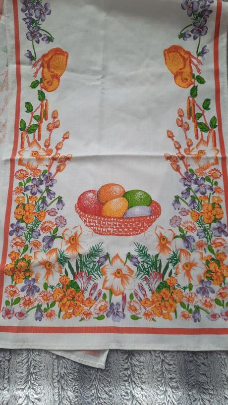 Behúň štola veľká noc retro na chalupu, 