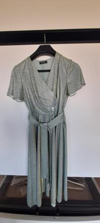 Koktejlové šaty zelené trblietavé, 38