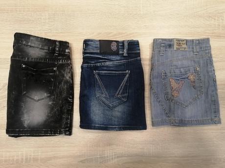 2x sukňa v top stave - cena spolu, s