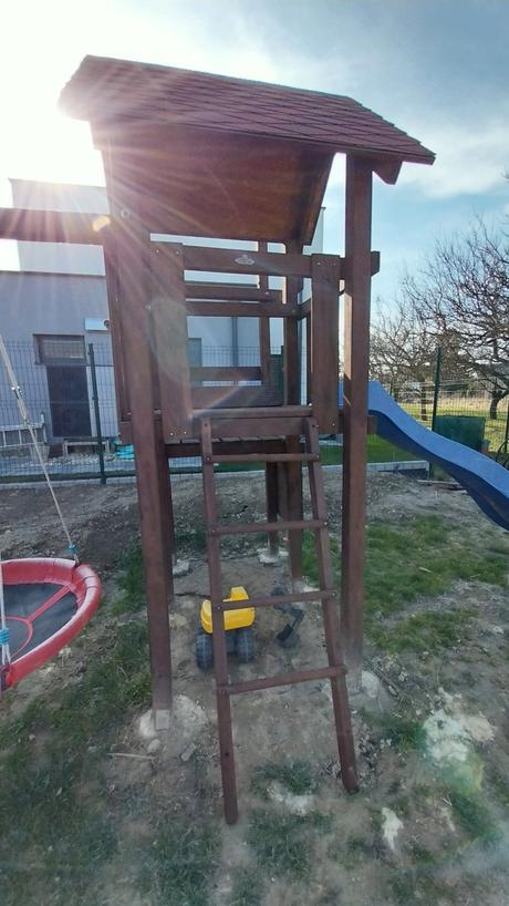 Detske ihrisko, hupacky, smykalka, 