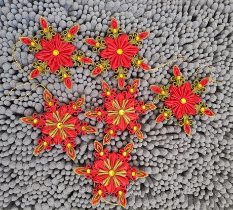 Vločka vo vianočných farbách, 