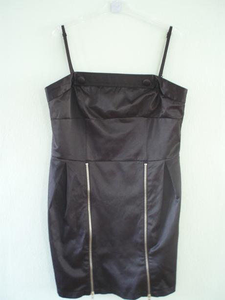 Čierne šaty so zipsami, l