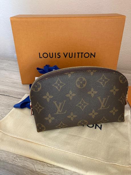 Kozmetická taška louis vuitton,