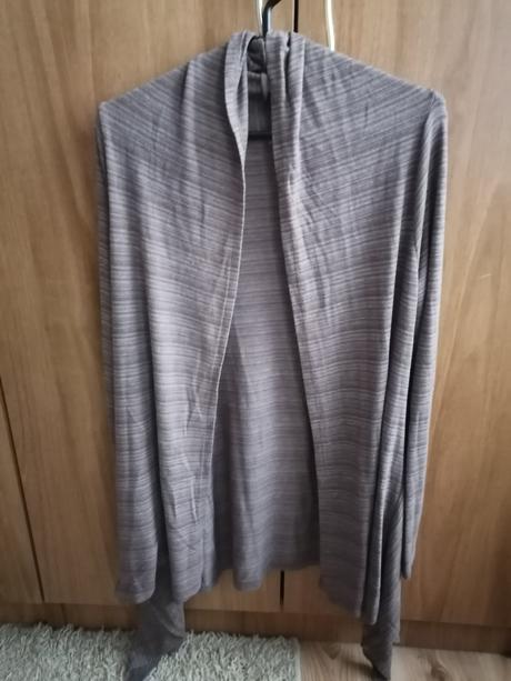 Kardigán /svetrík, bershka,s