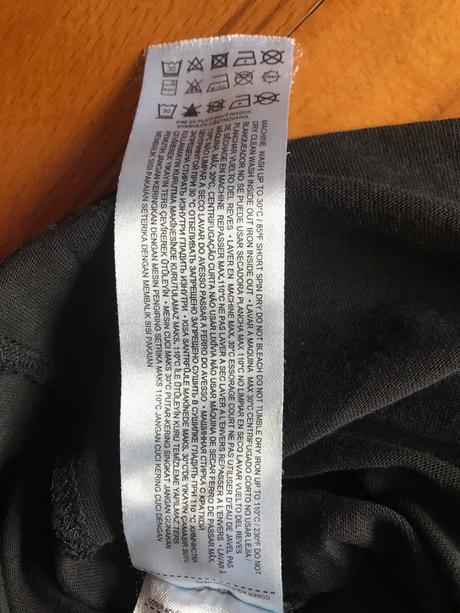 Čierne tričko mango, mango,s