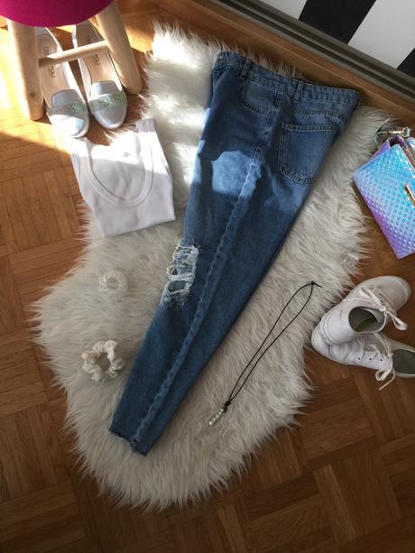 Perlickove potrhane rifle, calzedonia,xs