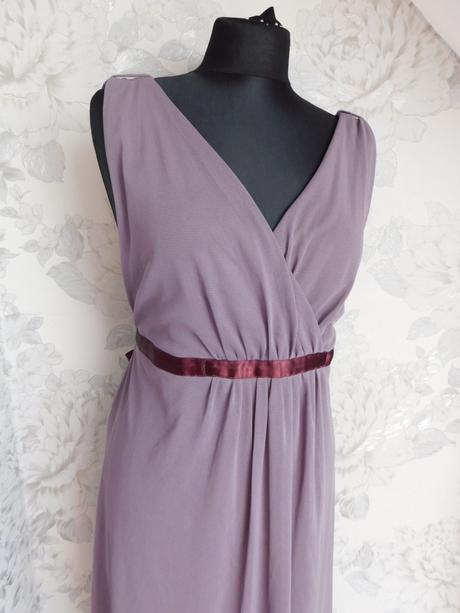 Luxusne pekne šaty, 44