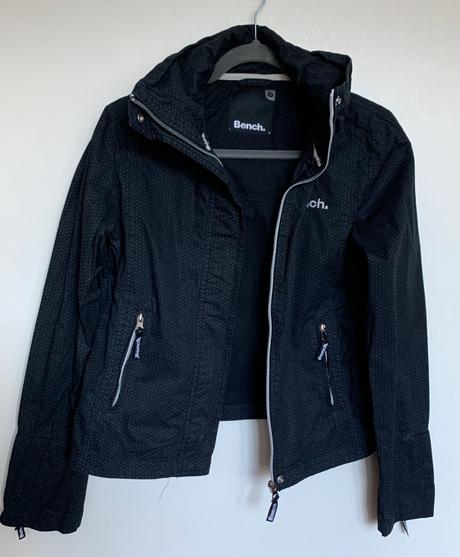 Bench čierna vetrovka, bench,m