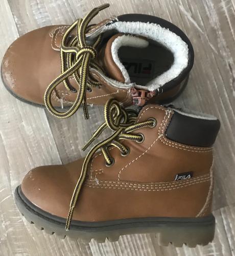 Oteplené topánočky, fila,22