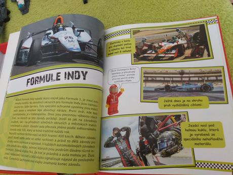 Stavebnica - závodné autá, 