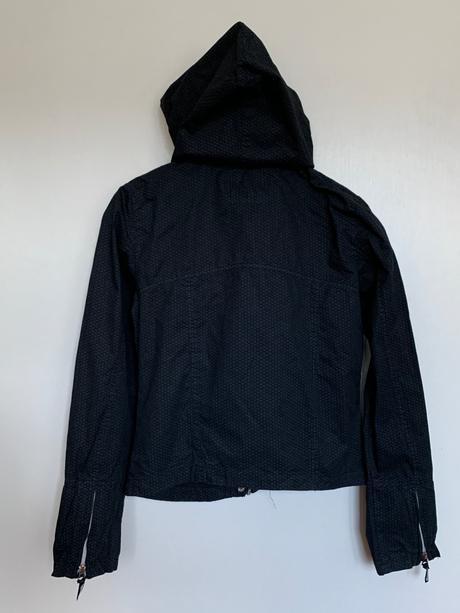 Bench čierna vetrovka, bench,m