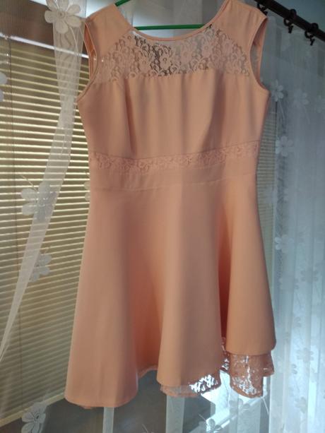 Spoločenské šaty, 40