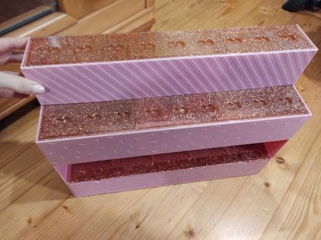 Lol úložný podstavec, 