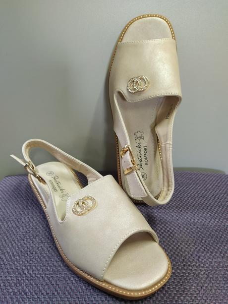 Sandálky, 37 / 39 / 40 / 41