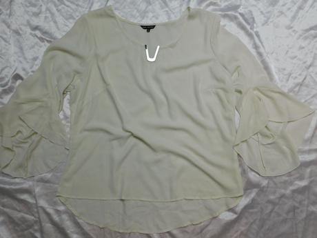 Pekna bluzka, 52