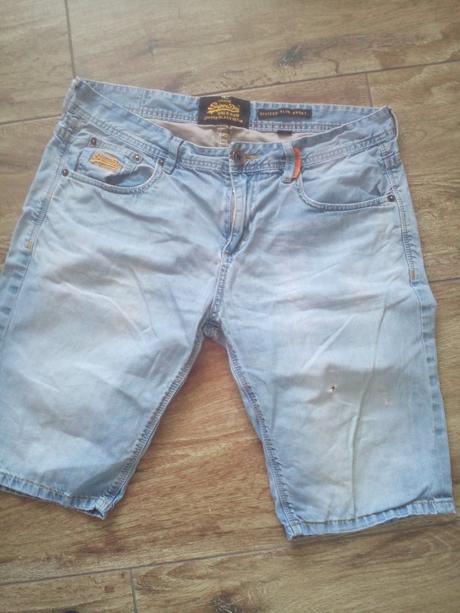 Kratasy 34w, superdry,l