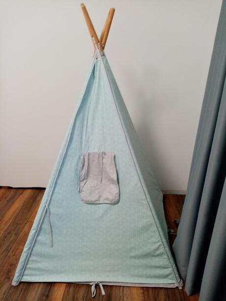 Teepee play to,