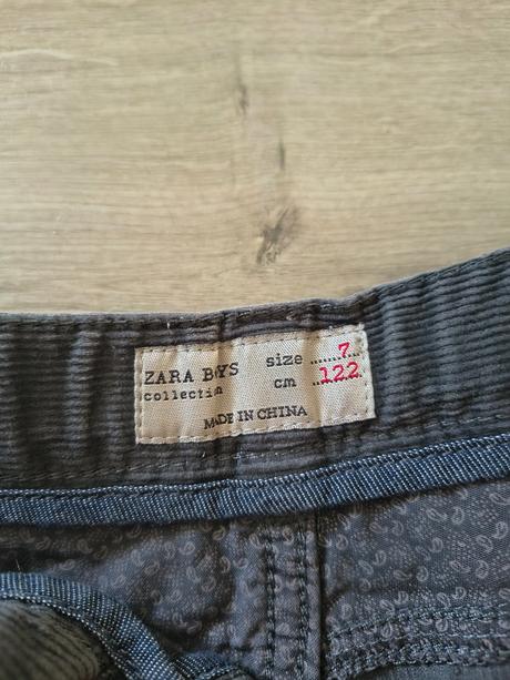 Nohavice sivé, zara,122