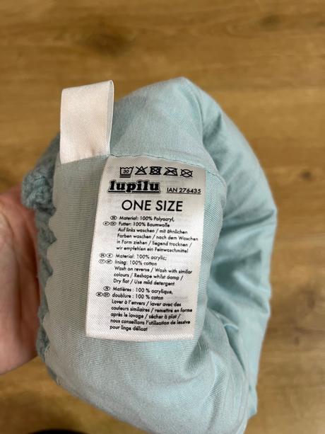 Kransa tepla čiapka na zimu podsita, lupilu,104